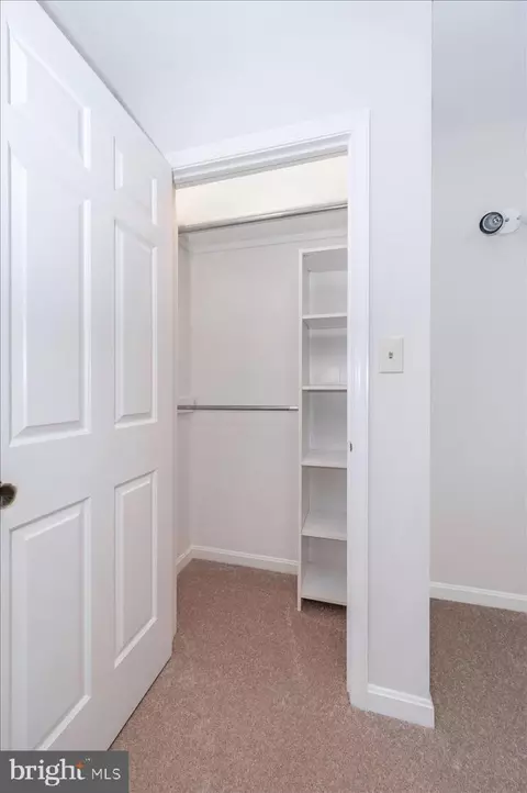 209 Colesville Manor Dr, Silver Spring, MD 20904 photo 38