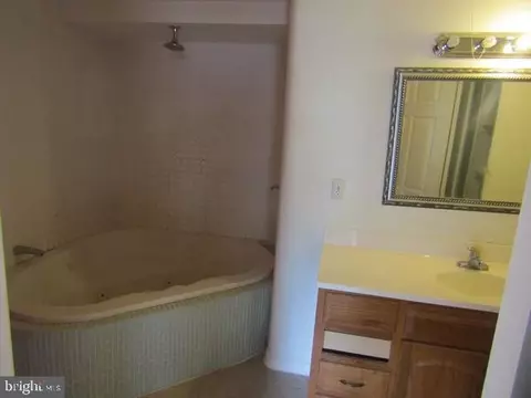 Bath - 12608 Norcross Ct, Silver Spring, MD 20904 photo 1 of 3