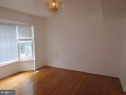 Living - 12608 Norcross Ct, Silver Spring, MD 20904 photo 2 of 4