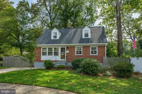 4114 Byrd Ct, Kensington, MD 20895