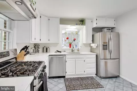 Kitchen - 9613 Lorain Ave, Silver Spring, MD 20901 photo 2 of 2