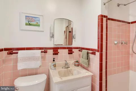 Bath - 9613 Lorain Ave, Silver Spring, MD 20901 photo 1 of 3