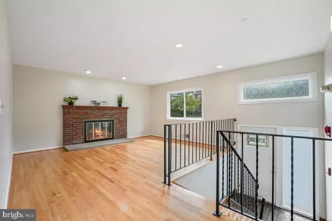 1913 Wallace Ave, Silver Spring, MD 20902 photo 4