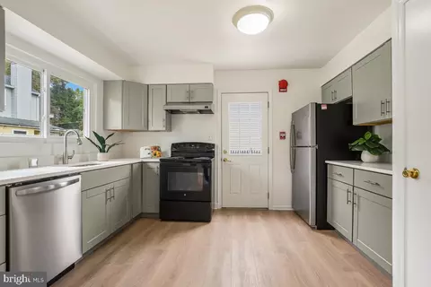 1913 Wallace Ave, Silver Spring, MD 20902 photo 10