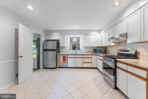 Kitchen - 1707 Myrtle Rd, Silver Spring, MD 20902 photo 1 of 2