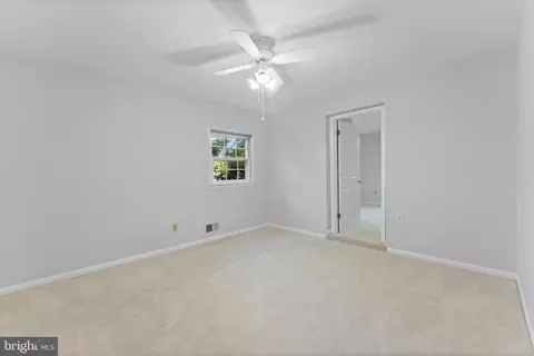 Bedroom - 1707 Myrtle Rd, Silver Spring, MD 20902 photo 4 of 4