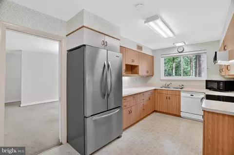 213 Stonington Rd, Silver Spring, MD 20902 photo 10