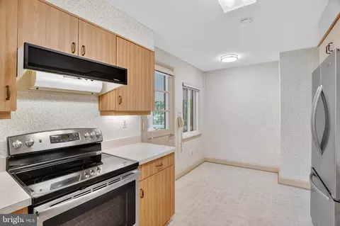 213 Stonington Rd, Silver Spring, MD 20902 photo 14