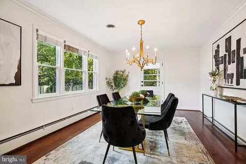 1412 Crestridge Dr, Silver Spring, MD 20910 photo 10