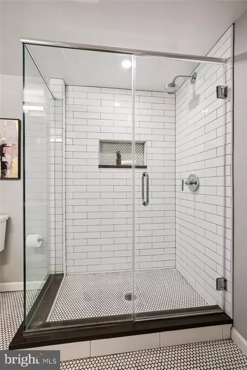 1412 Crestridge Dr, Silver Spring, MD 20910 photo 32