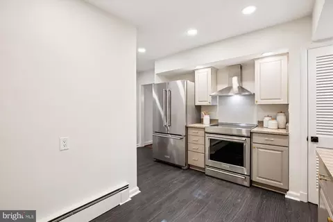 1412 Crestridge Dr, Silver Spring, MD 20910 photo 13