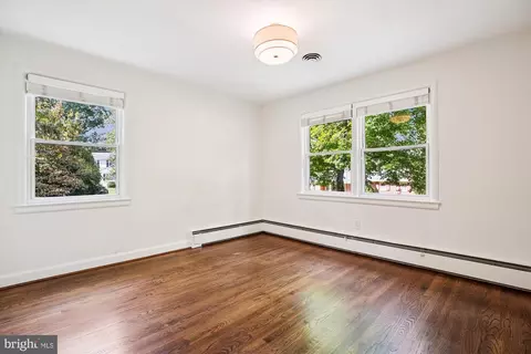 1412 Crestridge Dr, Silver Spring, MD 20910 photo 19