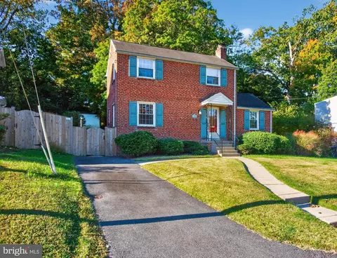 Exterior - 10018 Brookmoor Dr, Silver Spring, MD 20901 photo 2 of 7
