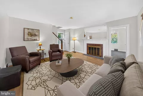 Living - 10018 Brookmoor Dr, Silver Spring, MD 20901 photo 1 of 1