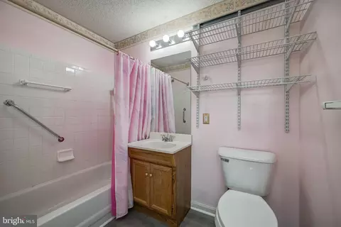 14202 Valleyfield Dr #3-38, Silver Spring, MD 20906 photo 29