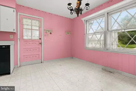 12903 Morningside Ln, Silver Spring, MD 20904 photo 5