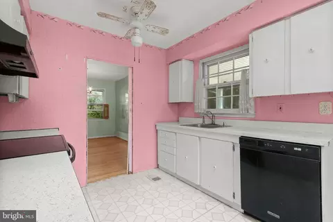 12903 Morningside Ln, Silver Spring, MD 20904 photo 10