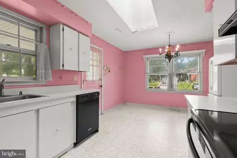 12903 Morningside Ln, Silver Spring, MD 20904 photo 12