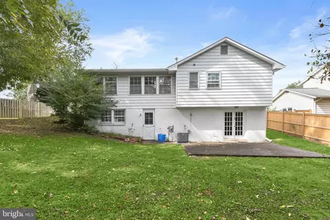 12903 Morningside Ln, Silver Spring, MD 20904 photo 2