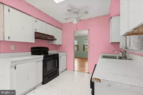 12903 Morningside Ln, Silver Spring, MD 20904 photo 9