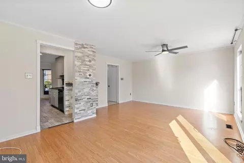 Living - 14801 Hammersmith Cir, Silver Spring, MD 20906 photo 2 of 4