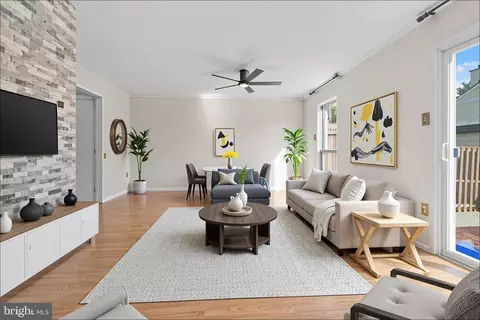Living - 14801 Hammersmith Cir, Silver Spring, MD 20906 photo 4 of 4