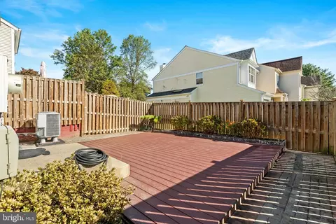 Exterior - 14801 Hammersmith Cir, Silver Spring, MD 20906 photo 2 of 3