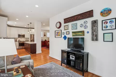 728 Richmond Ave, Silver Spring, MD 20910 photo 8