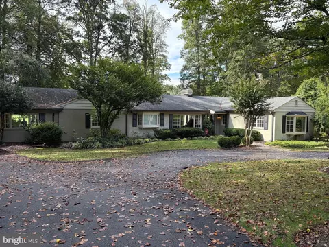 14632 Crossway Rd, Rockville, MD 20853