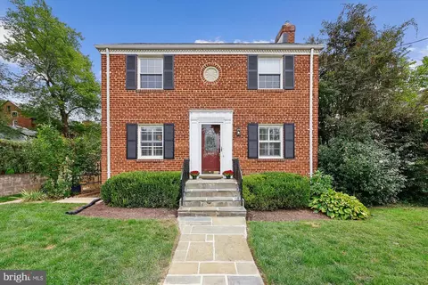 10003 Reddick Dr, Silver Spring, MD 20901