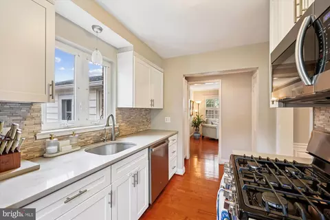 Kitchen - 10003 Reddick Dr, Silver Spring, MD 20901 photo 3 of 3