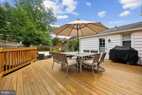 Exterior - 10003 Reddick Dr, Silver Spring, MD 20901 photo 13 of 25