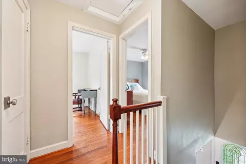 Entry Way - 10003 Reddick Dr, Silver Spring, MD 20901 photo 7 of 8