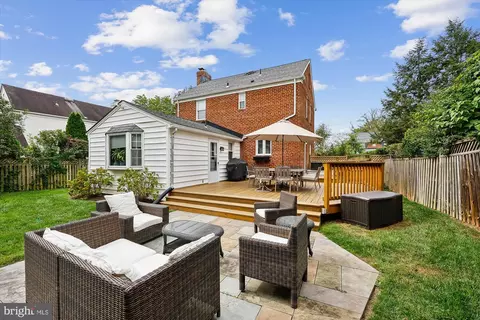 Exterior - 10003 Reddick Dr, Silver Spring, MD 20901 photo 9 of 25