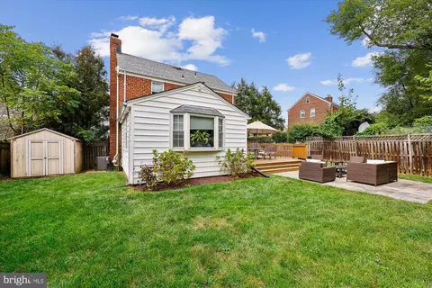 Exterior - 10003 Reddick Dr, Silver Spring, MD 20901 photo 18 of 25