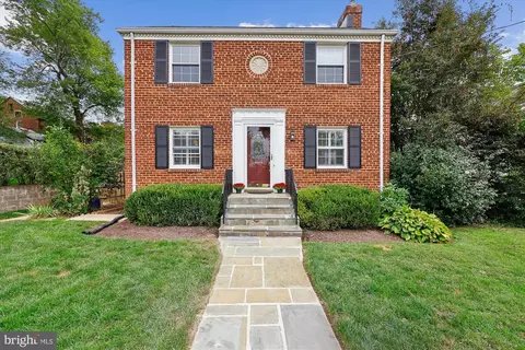 Exterior - 10003 Reddick Dr, Silver Spring, MD 20901 photo 6 of 25