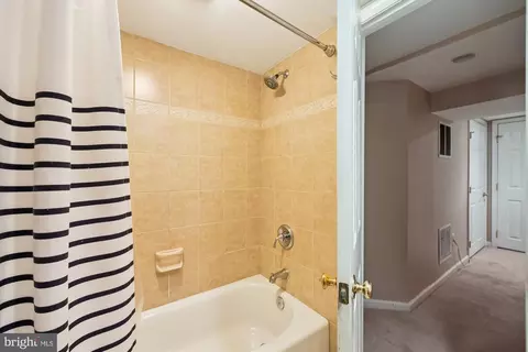 Bath - 10003 Reddick Dr, Silver Spring, MD 20901 photo 6 of 6