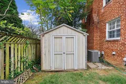 Exterior - 10003 Reddick Dr, Silver Spring, MD 20901 photo 22 of 25