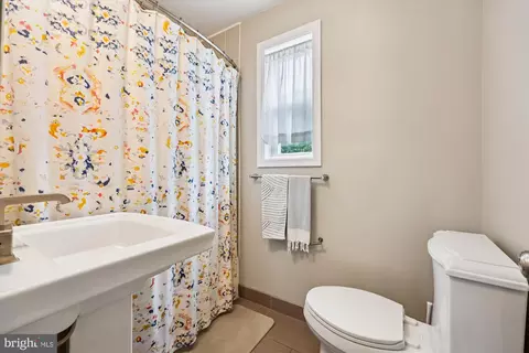 Bath - 10003 Reddick Dr, Silver Spring, MD 20901 photo 2 of 6
