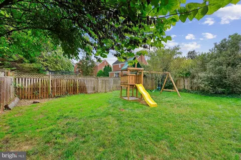 Exterior - 10003 Reddick Dr, Silver Spring, MD 20901 photo 21 of 25