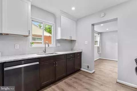 Entry Way - 13316 Dauphine St, Silver Spring, MD 20906 photo 3 of 3
