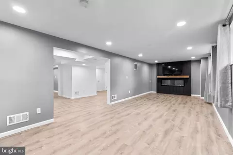 Living - 13316 Dauphine St, Silver Spring, MD 20906 photo 2 of 4
