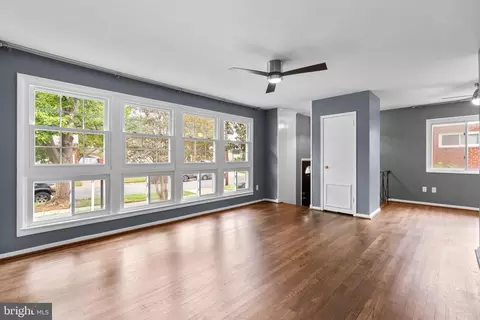 Living - 13316 Dauphine St, Silver Spring, MD 20906 photo 1 of 4