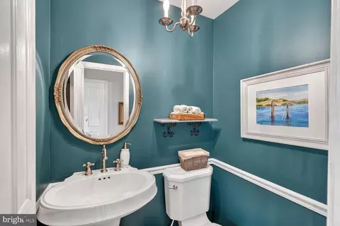Bath - 2301 Starcrest Dr, Silver Spring, MD 20904 photo 1 of 5