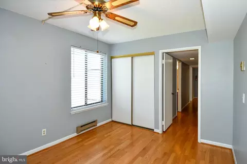 Bedroom - 15311 Beaverbrook Ct #90-2E, Silver Spring, MD 20906 photo 3 of 4