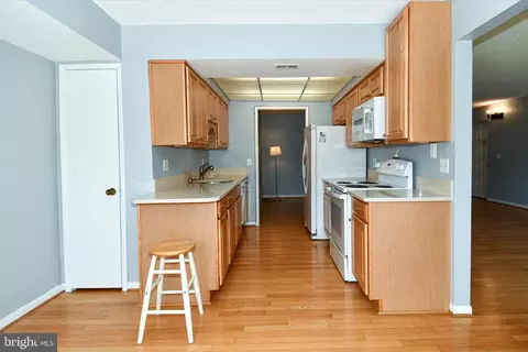 Kitchen - 15311 Beaverbrook Ct #90-2E, Silver Spring, MD 20906 photo 2 of 4
