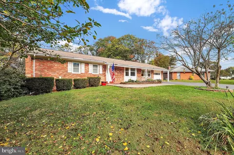 28924 Ridge Rd, Mount Airy, MD 21771