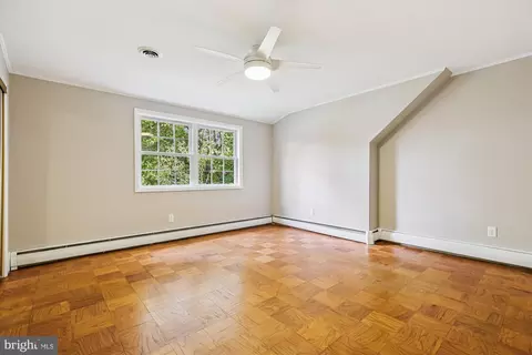 Bedroom - 11803 Eden Rd, Silver Spring, MD 20904 photo 4 of 9
