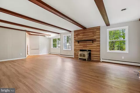 Living - 11803 Eden Rd, Silver Spring, MD 20904 photo 4 of 4