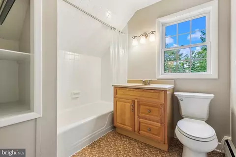 Bath - 11803 Eden Rd, Silver Spring, MD 20904 photo 3 of 3